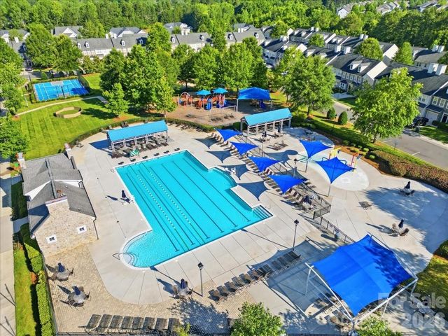 5618 Stonewells Drive, Charlotte, NC 28278