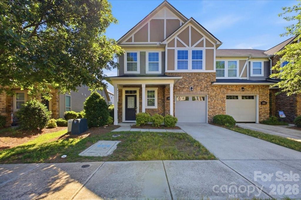 5618 Stonewells Drive, Charlotte, NC 28278