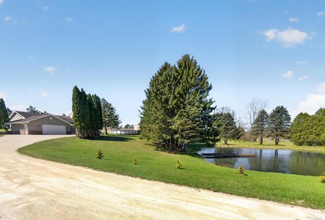 1569 County Highway A, West Bend, WI 53090