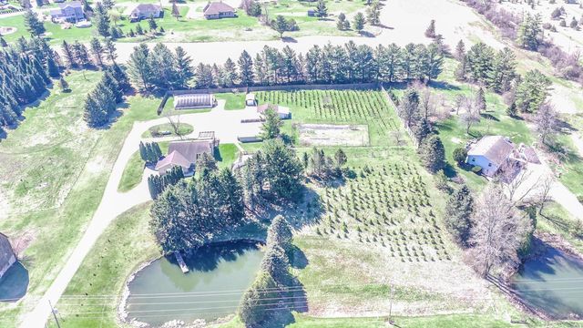 1569 County Highway A, West Bend, WI 53090