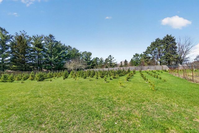 1569 County Highway A, West Bend, WI 53090
