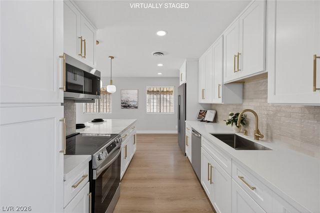 5809 Pebble Beach Boulevard, Las Vegas, NV 89108