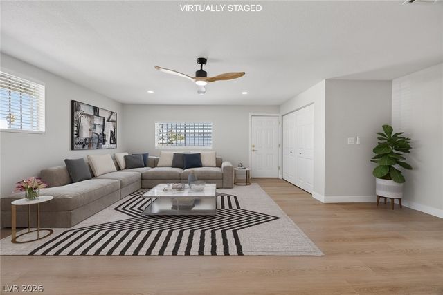 5809 Pebble Beach Boulevard, Las Vegas, NV 89108