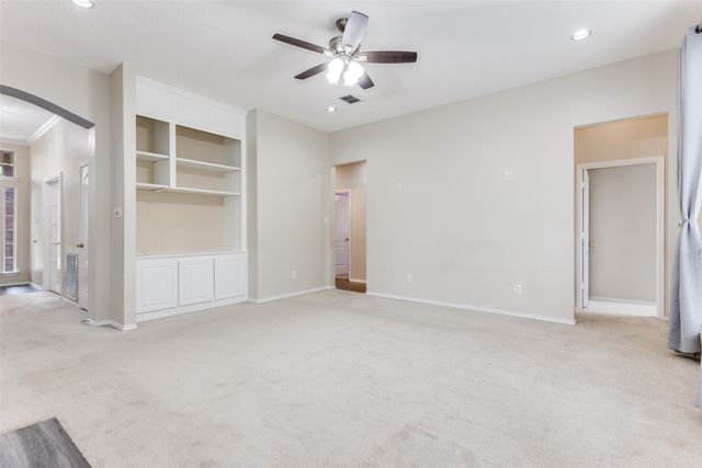 5673 Rockport Lane, Haltom City, TX 76137