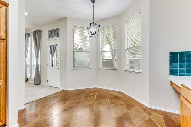 5673 Rockport Lane, Haltom City, TX 76137