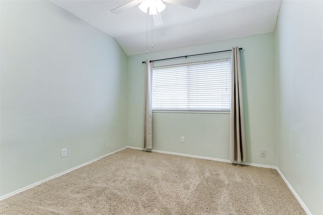 5673 Rockport Lane, Haltom City, TX 76137