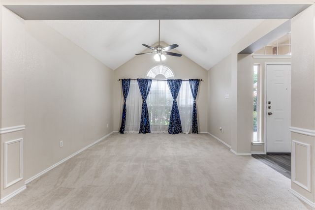 5673 Rockport Lane, Haltom City, TX 76137