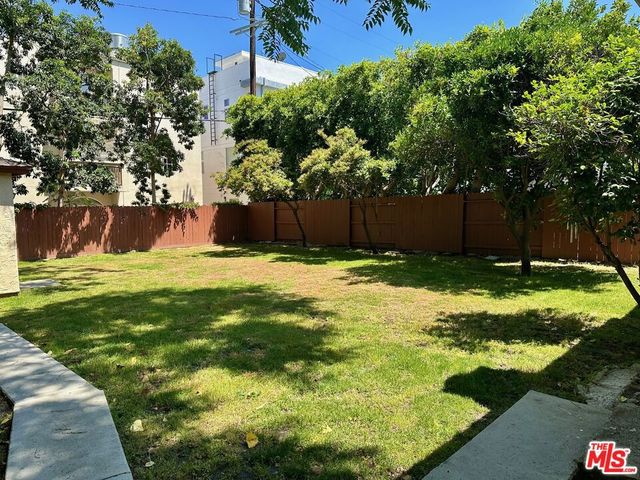 4608 Saloma Avenue, Sherman Oaks, CA 91403