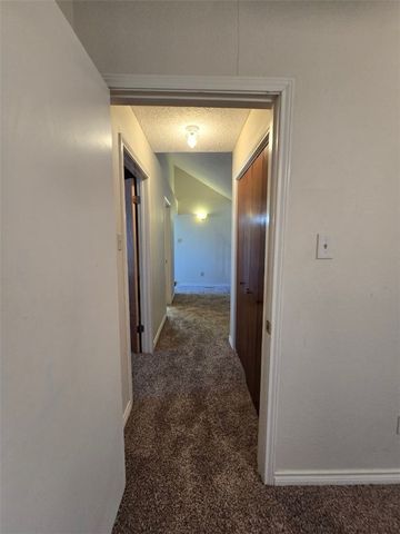 5166 Middlecoff Road B, Corpus Christi, TX 78413
