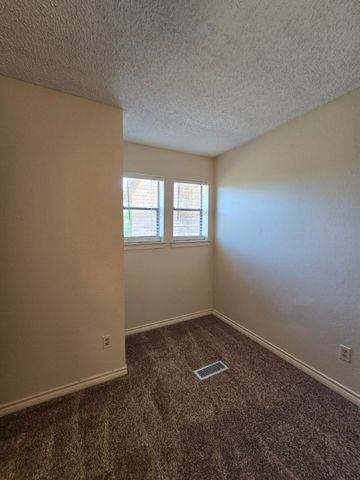 5166 Middlecoff Road B, Corpus Christi, TX 78413