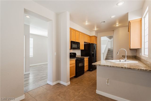 8611 Splendid Leaf Court, Las Vegas, NV 89178