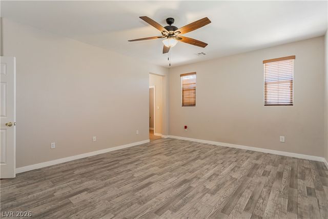 8611 Splendid Leaf Court, Las Vegas, NV 89178