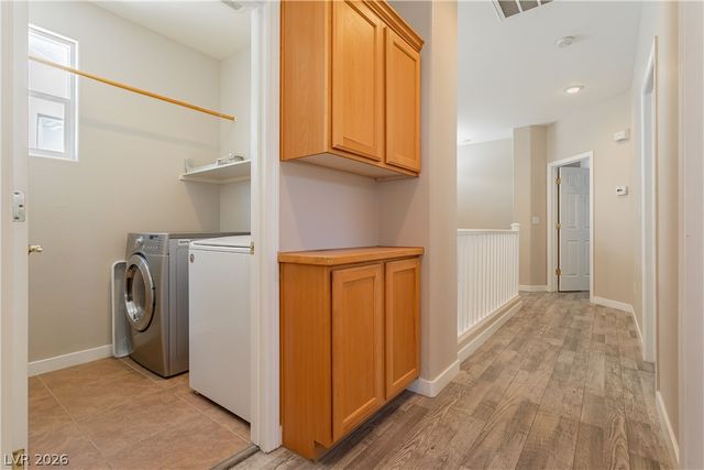 8611 Splendid Leaf Court, Las Vegas, NV 89178