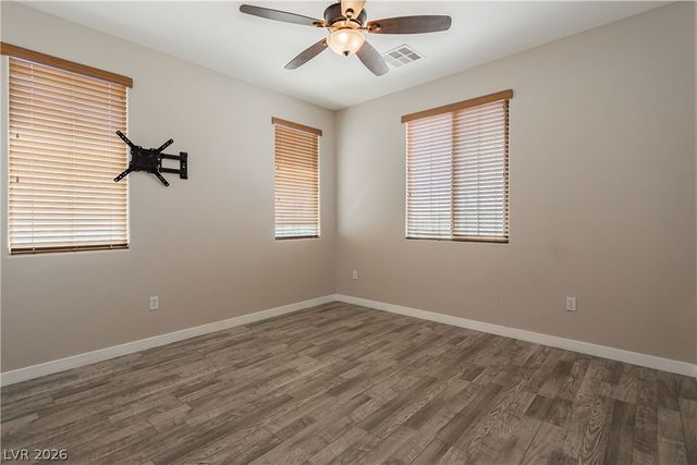 8611 Splendid Leaf Court, Las Vegas, NV 89178