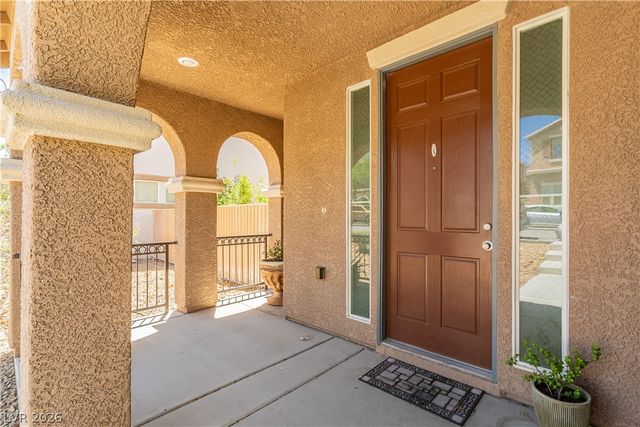 8611 Splendid Leaf Court, Las Vegas, NV 89178