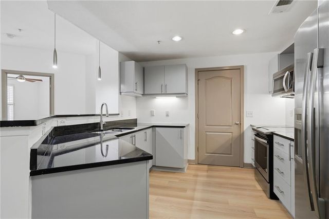 390 17th NW Street 3058, Atlanta, GA 30363