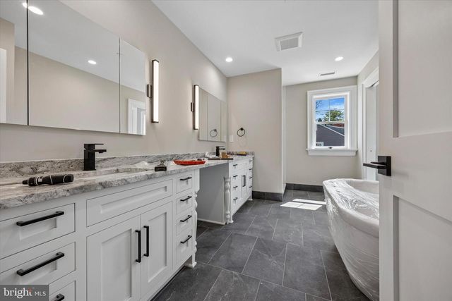3607 GRADYVILLE RD, Newtown Square, PA 19073