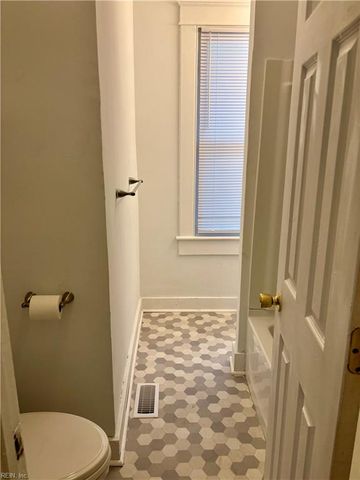 307 Constitution AVE, Portsmouth, VA 23704