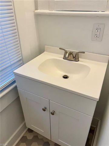 307 Constitution AVE, Portsmouth, VA 23704