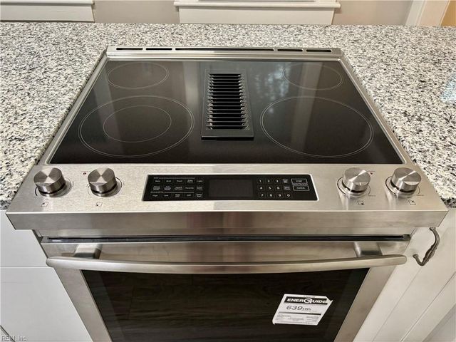 307 Constitution AVE, Portsmouth, VA 23704