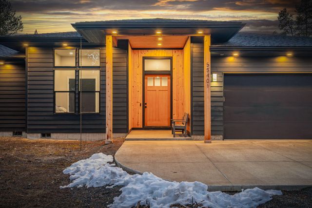 55401 Heierman Drive, Bend, OR 97707