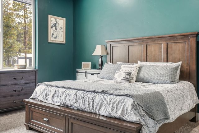 55401 Heierman Drive, Bend, OR 97707