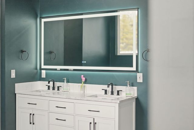 55401 Heierman Drive, Bend, OR 97707