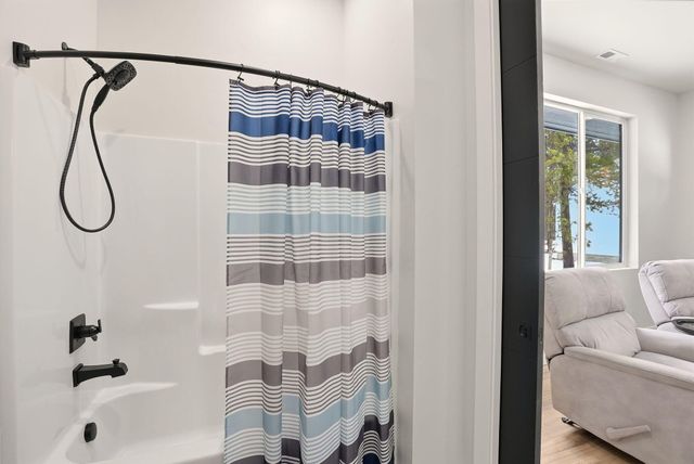 55401 Heierman Drive, Bend, OR 97707