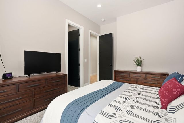 55401 Heierman Drive, Bend, OR 97707