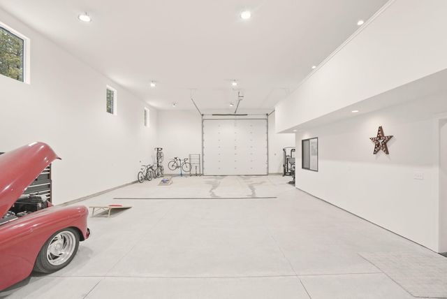 55401 Heierman Drive, Bend, OR 97707