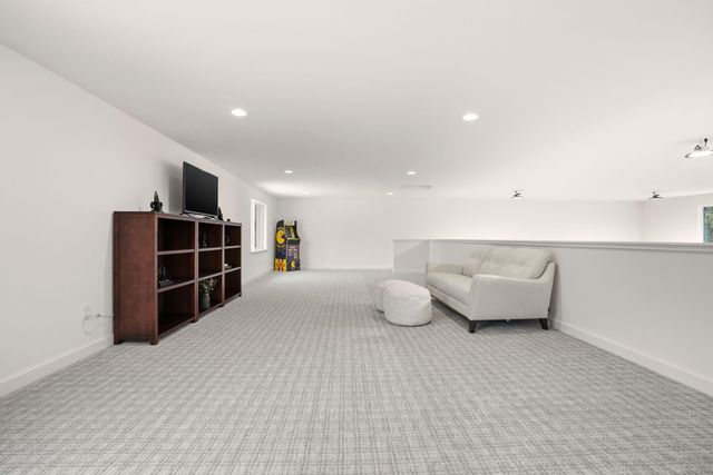 55401 Heierman Drive, Bend, OR 97707