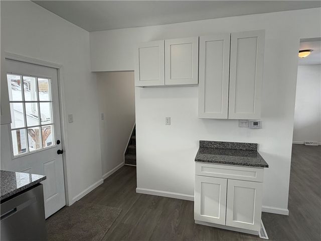 1028 Broad, Belle Vernon, PA 15012