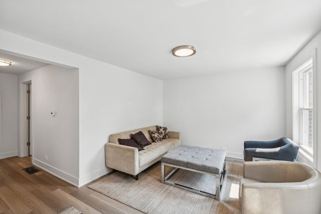 3529 S 54th Avenue, Cicero, IL 60804