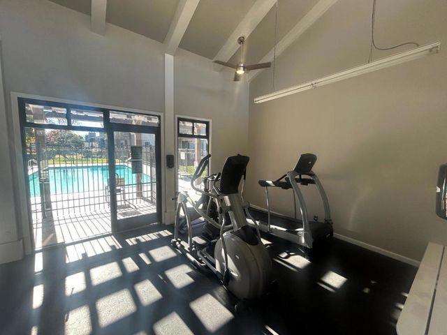 427 W Laurel Drive A, Salinas, CA 93906