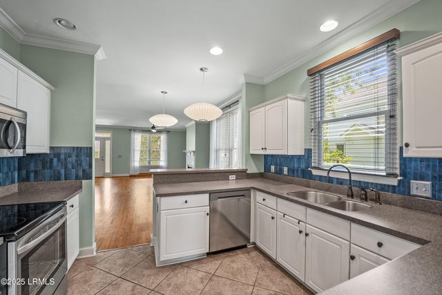 18 Brisbane Drive, Beaufort, SC 29902