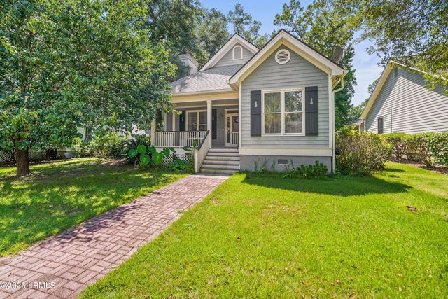 18 Brisbane Drive, Beaufort, SC 29902