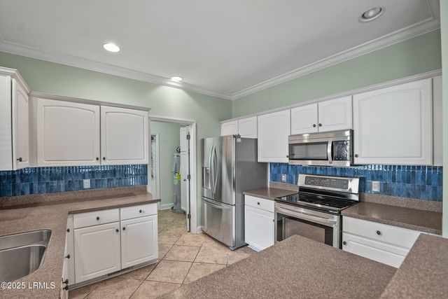 18 Brisbane Drive, Beaufort, SC 29902