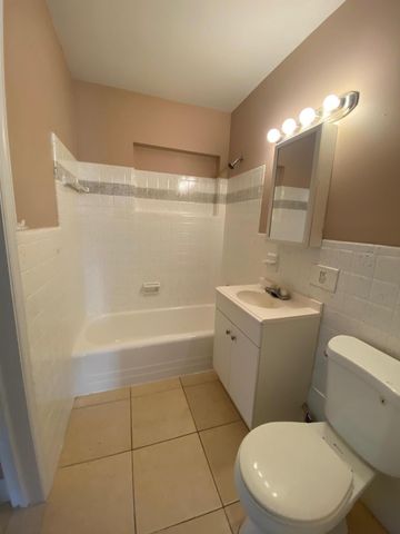 16 NE 9th Avenue, Deerfield Beach, FL 33441