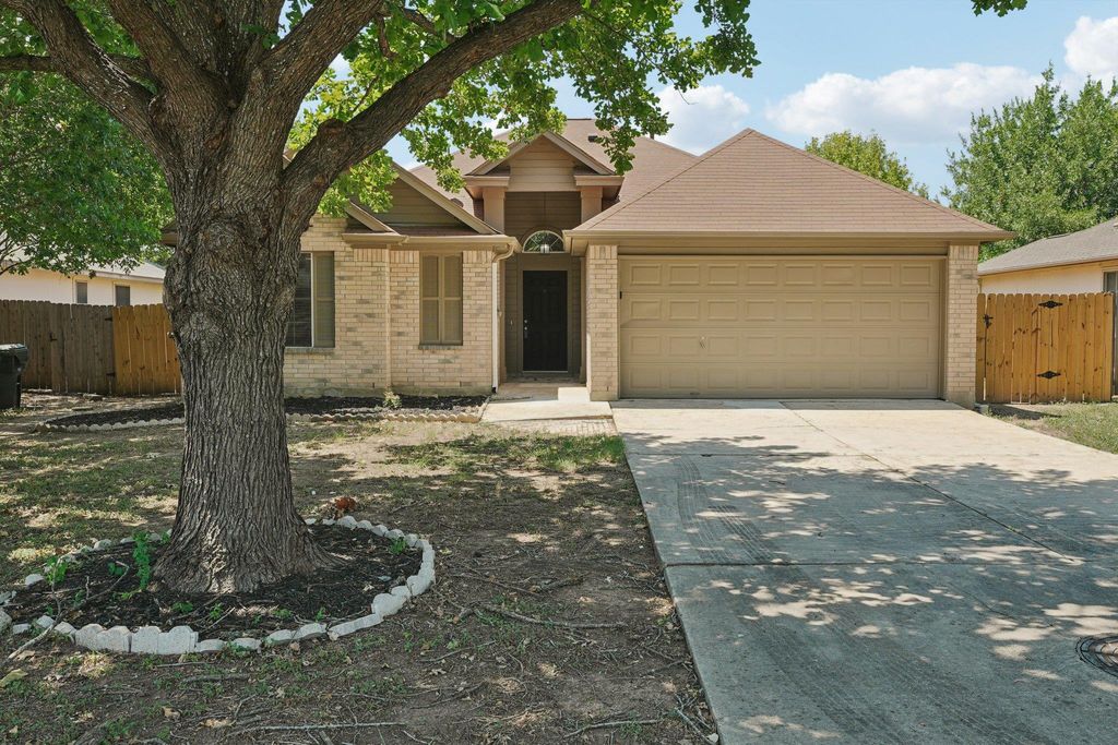 430 Zebra DR, Kyle, TX 78640