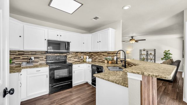 721 Lisa Street, Burleson, TX 76028