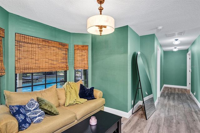 5520 NE 2ND LANE, Ocala, FL 34470