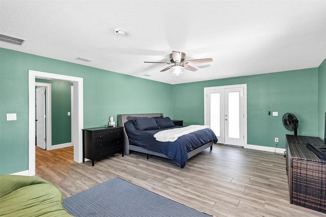 5520 NE 2ND LANE, Ocala, FL 34470