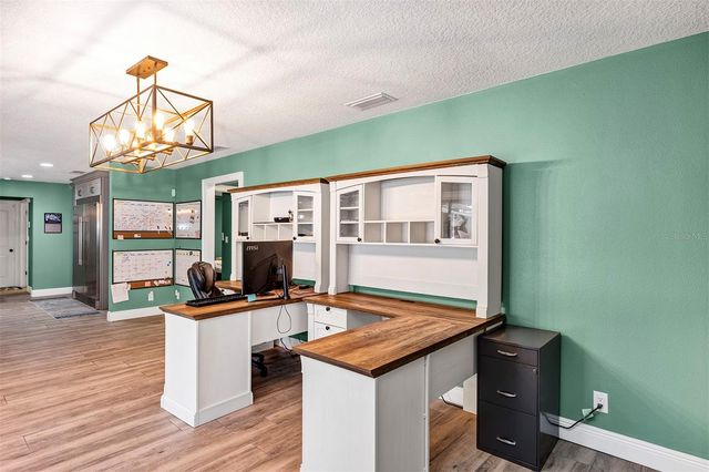 5520 NE 2ND LANE, Ocala, FL 34470