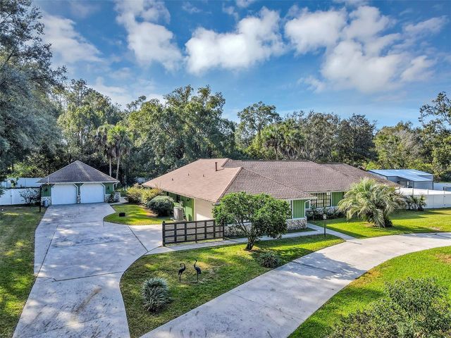 5520 NE 2ND LANE, Ocala, FL 34470