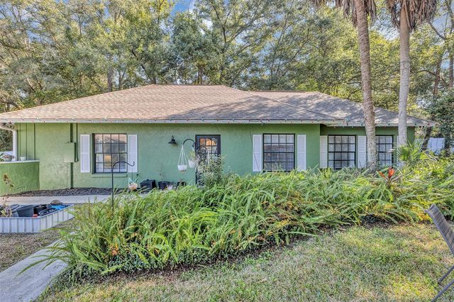 5520 NE 2ND LANE, Ocala, FL 34470
