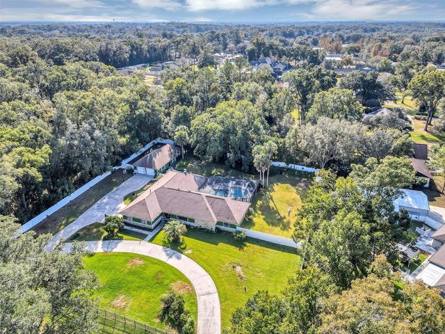 5520 NE 2ND LANE, Ocala, FL 34470