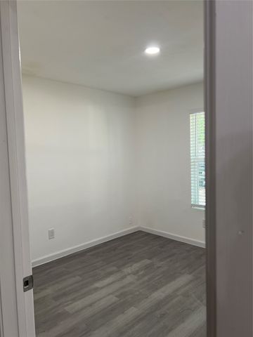 3221 Forestdale Lane, Balch Springs, TX 75180