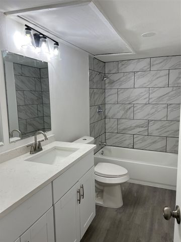3221 Forestdale Lane, Balch Springs, TX 75180