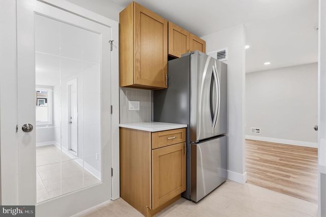 45 E 5TH ST, Florence, NJ 08518