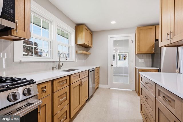 45 E 5TH ST, Florence, NJ 08518